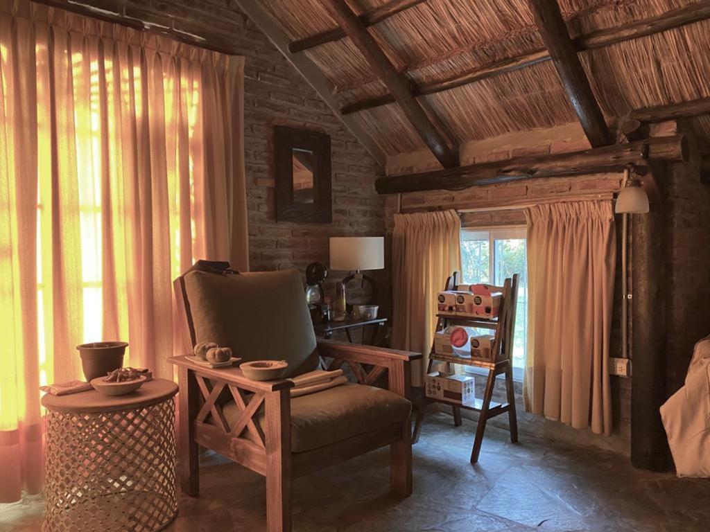 Ruda Lodge Exclusive Bed & Breakfast เฮเนรัล โรดริเกซ ภายนอก รูปภาพ