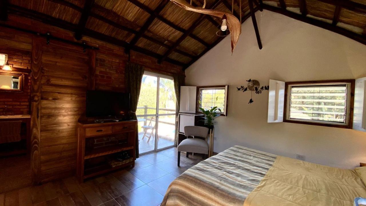 Ruda Lodge Exclusive Bed & Breakfast เฮเนรัล โรดริเกซ ภายนอก รูปภาพ